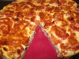 Mozzarellás-paradicsomos QUICHE (ejtsd: KIS)